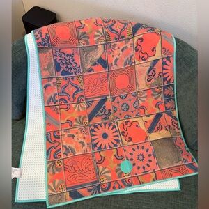 Manduka Yogitoes non-slip hot yoga towel